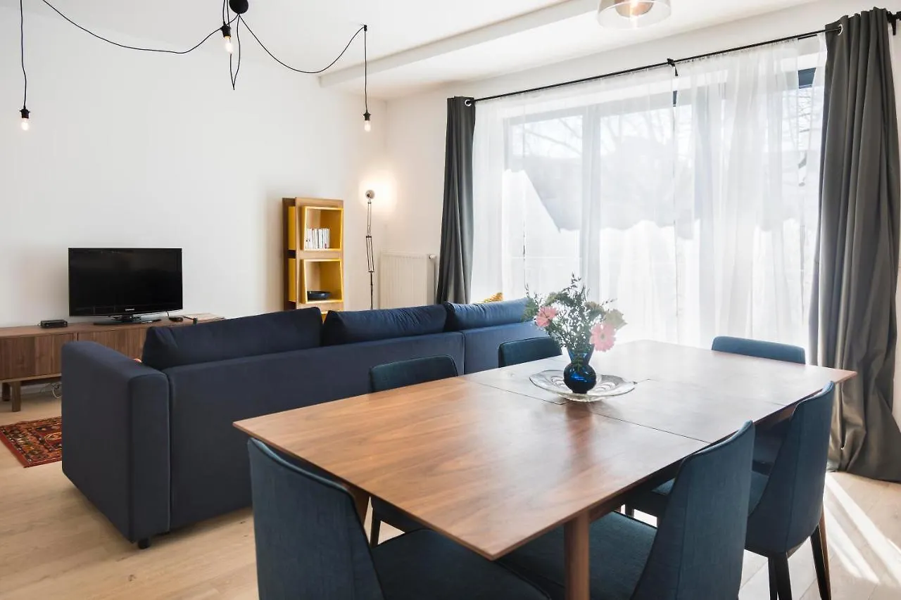 Cosy Voltaire Residence Brussels